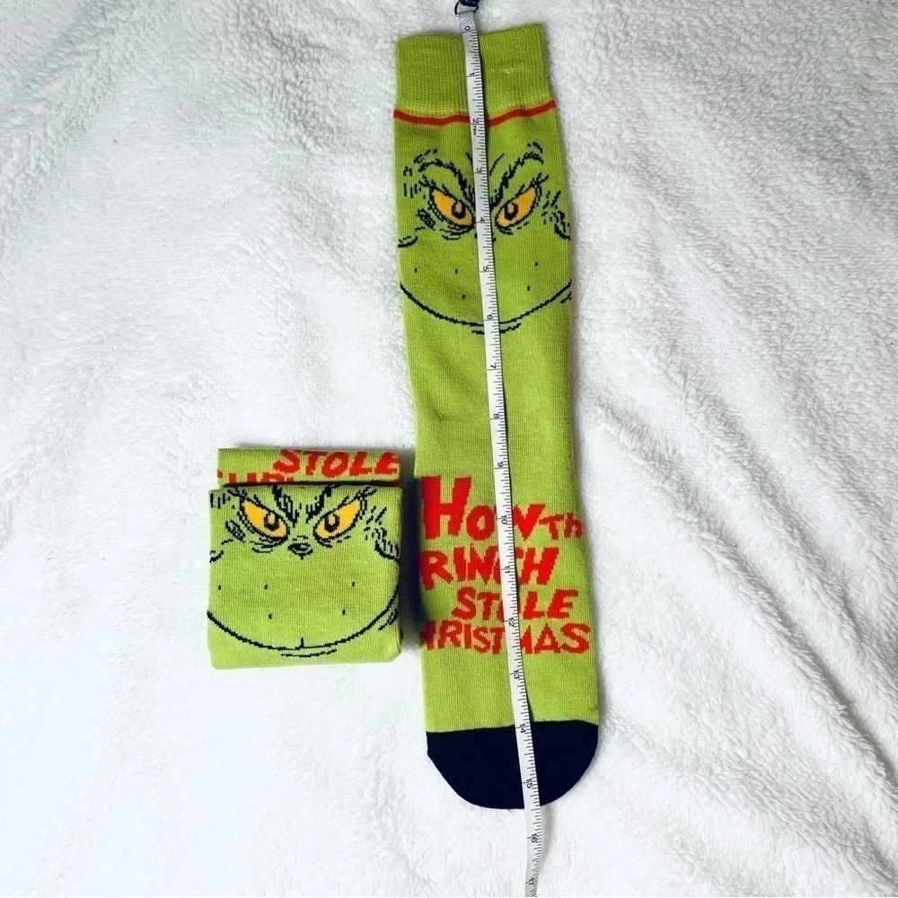 NWT Lot of 2 Grinch Socks - Size Medium (US 6-10) - Christmas / Holiday Season